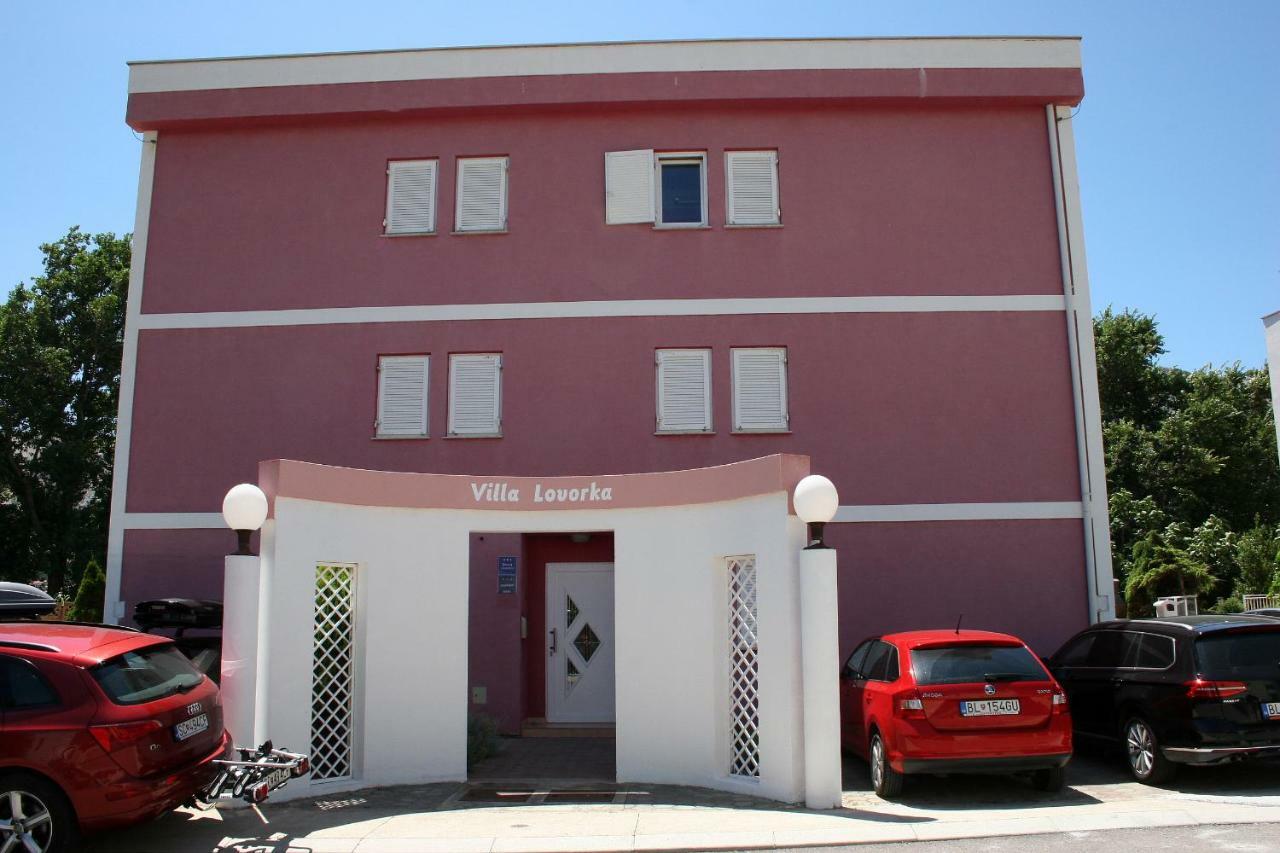Beautiful Apartment Lovorka 6 , Baska, Krk 외부 사진